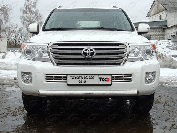 Land Cruiser 200 2012-2015   Решётка радиатора 16 мм